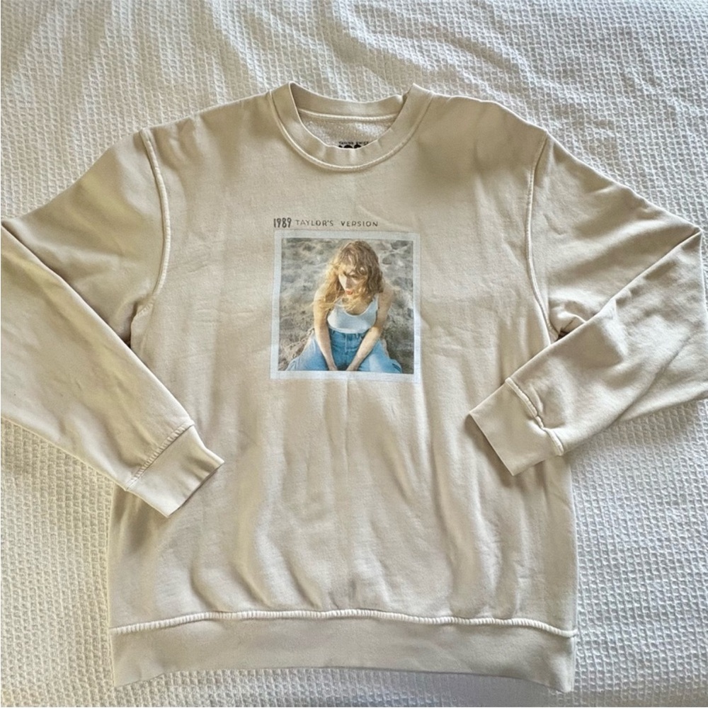 Taylor Swift Cream 1989 Album Crewneck Sweater